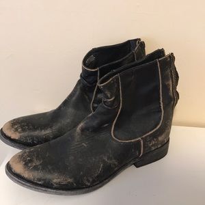 Matisse distressed leather boots! Size 8.5!